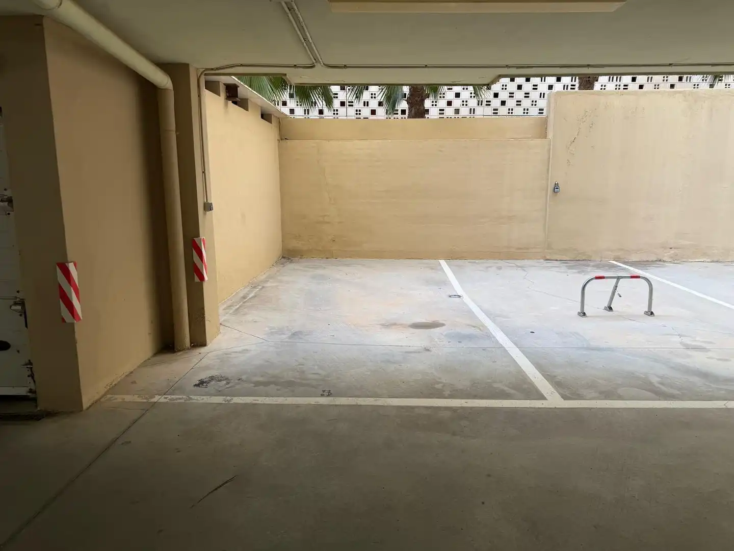Parking de Apartamento de alquiler en Fuengirola con Aire acondicionado, Calefacción y Terraza