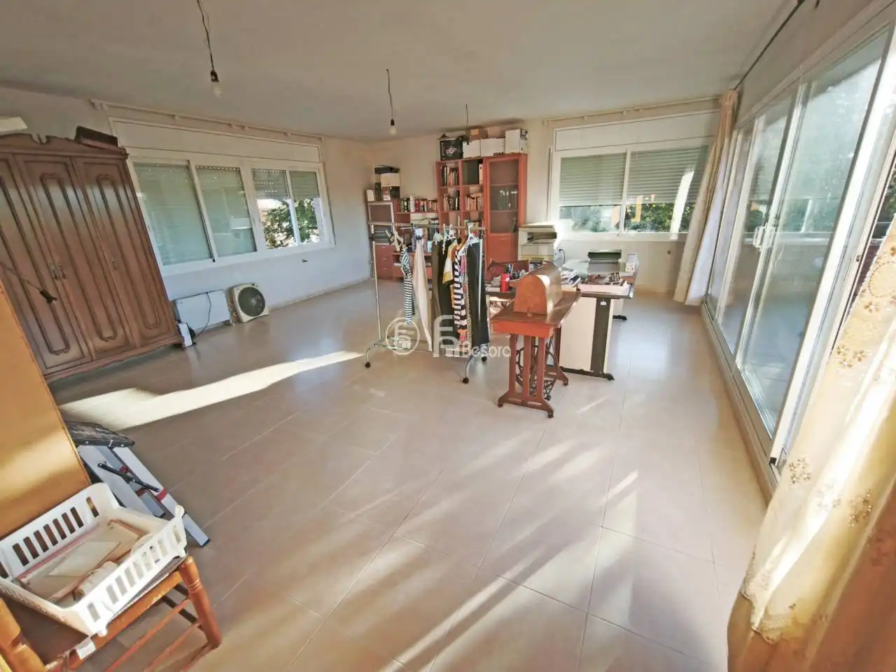 Casa aparellada amb jardí en venda a Avenida Lluís Companys, imagen 34