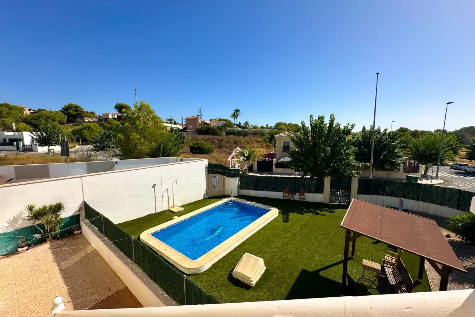 Piscina de Ático de alquiler en Pilar de la Horadada con Aire acondicionado, Terraza y Trastero