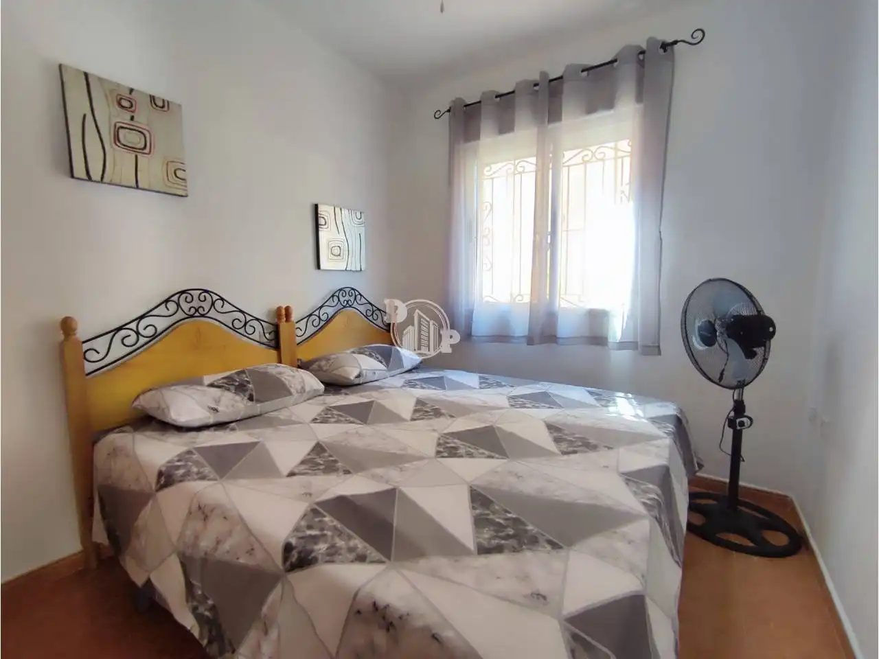 Casa pareada con piscina en venta en Calle Laguna de Sariñena, imagen 3