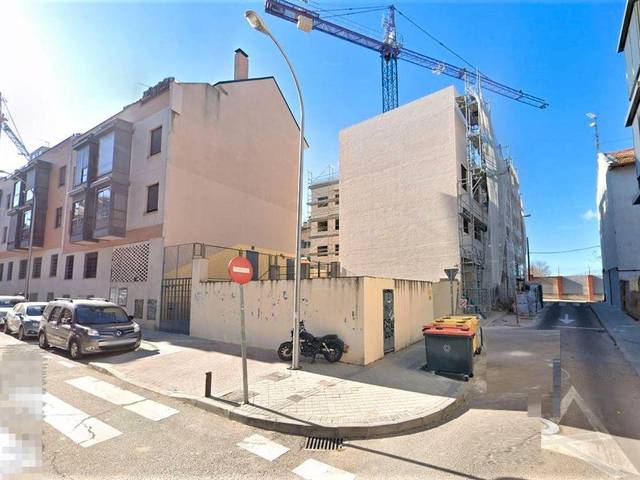 Terreno residencial en Venta en Calle de Daniel Segovia en Campamento