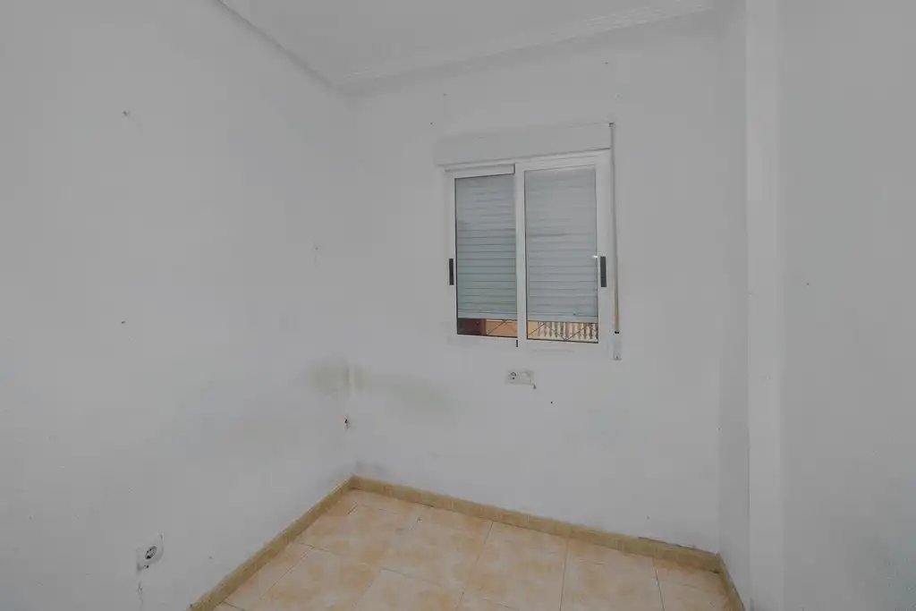 Habitación de Piso en venta en Torrevieja con Piscina