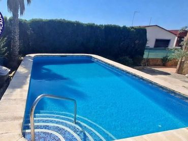Xalet amb piscina en venda a Urbanizacion SOLANA LA