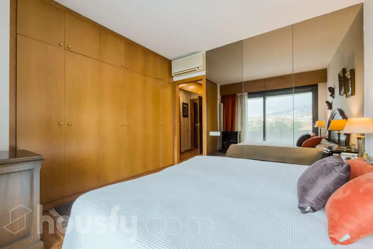 Habitación de Piso en venta en Barcelona con Aire acondicionado, Calefacción y Jardín privado