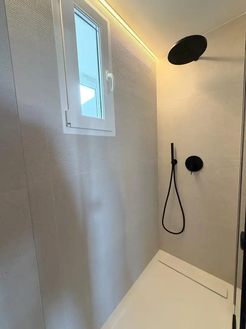 Bathroom of Flat for sale in Torrejón de Ardoz  with Air Conditioner, Heating and Terrace