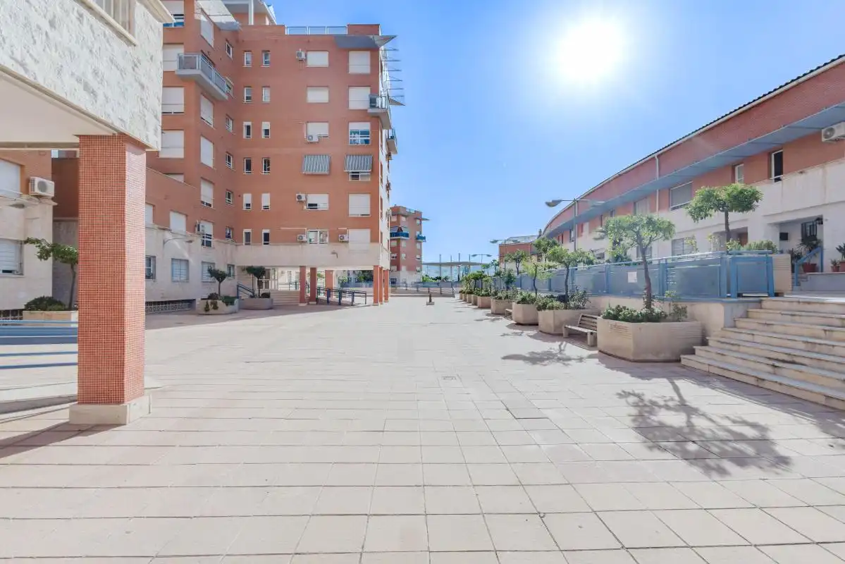 Vista exterior de Piso en venta en Málaga con Aire acondicionado, Calefacción y Piscina
