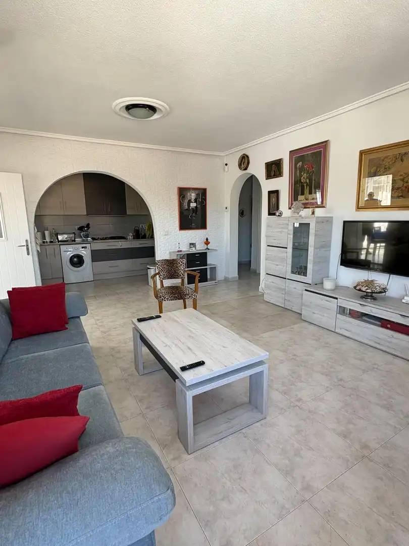 Sala d'estar de Casa o xalet en venda en Rojales amb Aire condicionat, Calefacció i Jardí privat