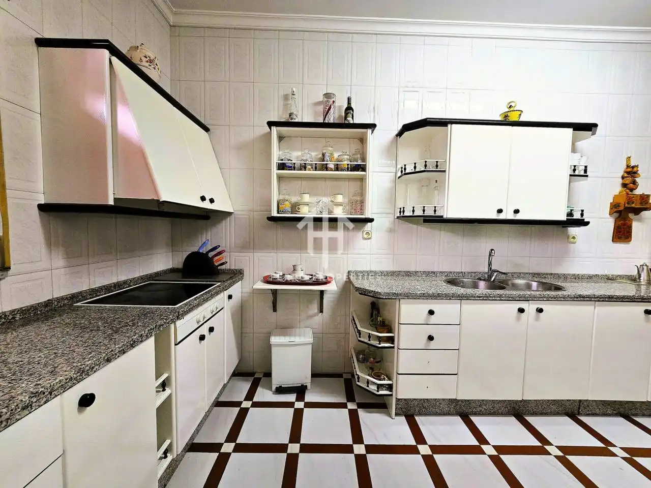Cuina de Casa o xalet en venda en Algarinejo amb Aire condicionat i Terrassa