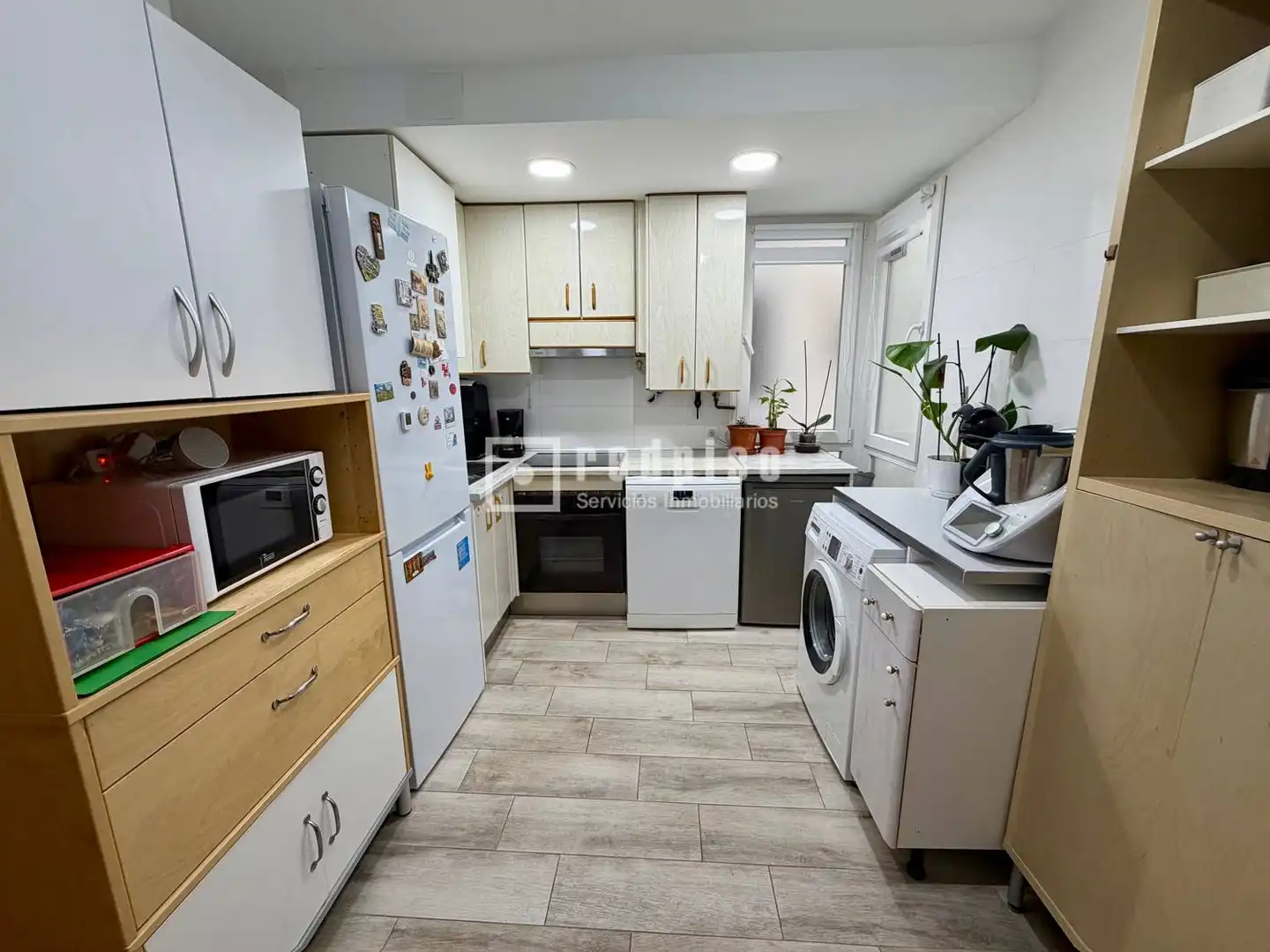 Flat with garden for sale in de Camarena, imagen 2