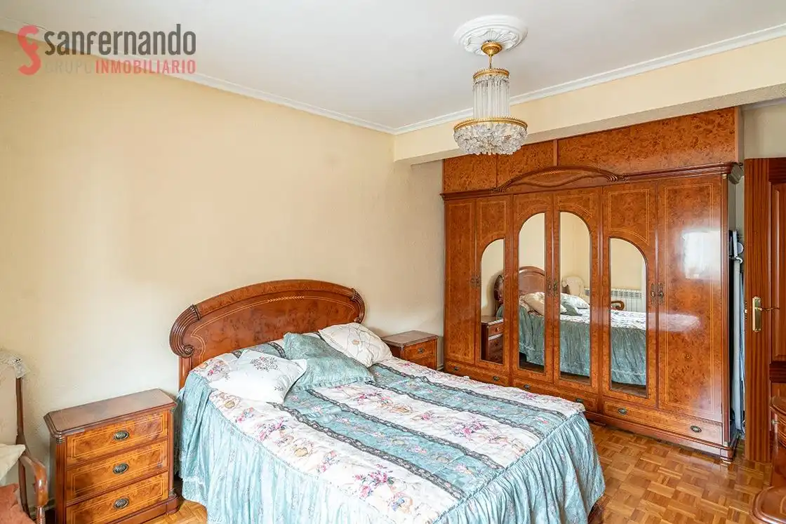 Dormitori de Pis en venda en Santander amb Calefacció i Parquet
