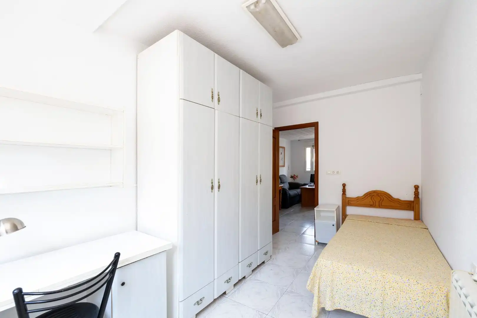 Dormitori de Pis en venda en Granada amb Calefacció, Terrassa i Traster