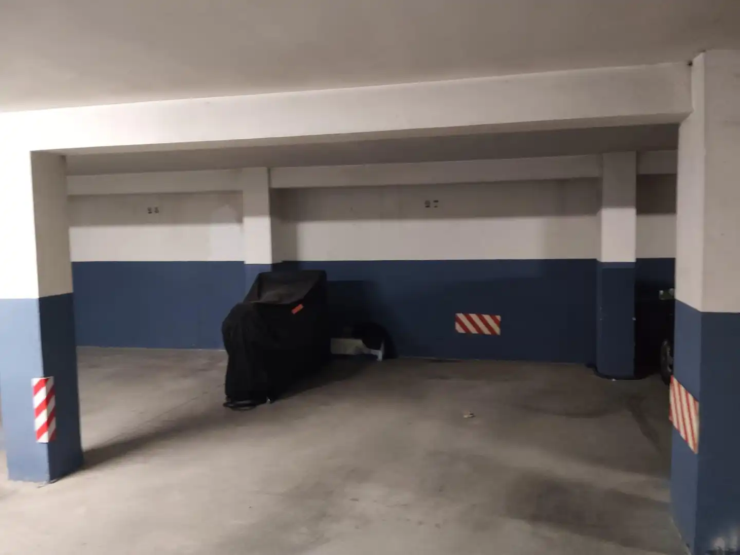 Parking de Piso en venta en Móstoles con Calefacción, Jardín privado y Terraza