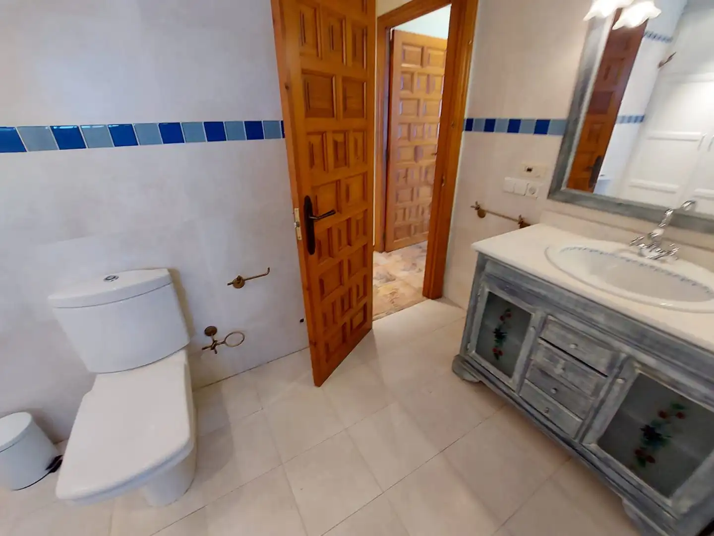 Baño de Casa o chalet de alquiler en Elche / Elx con Terraza, Piscina y Se aceptan mascotas