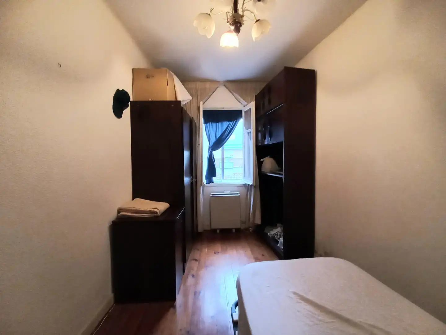 Dormitori de Pis en venda en Zona Sur - Barrio Cortes