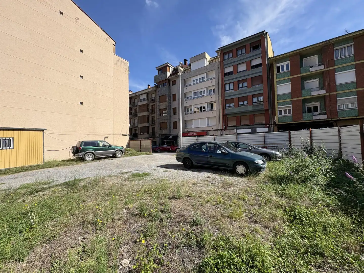 Aparcament de Residencial en venda en Aller