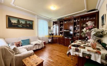 Sala d'estar de Pis en venda en  Logroño amb Calefacció
