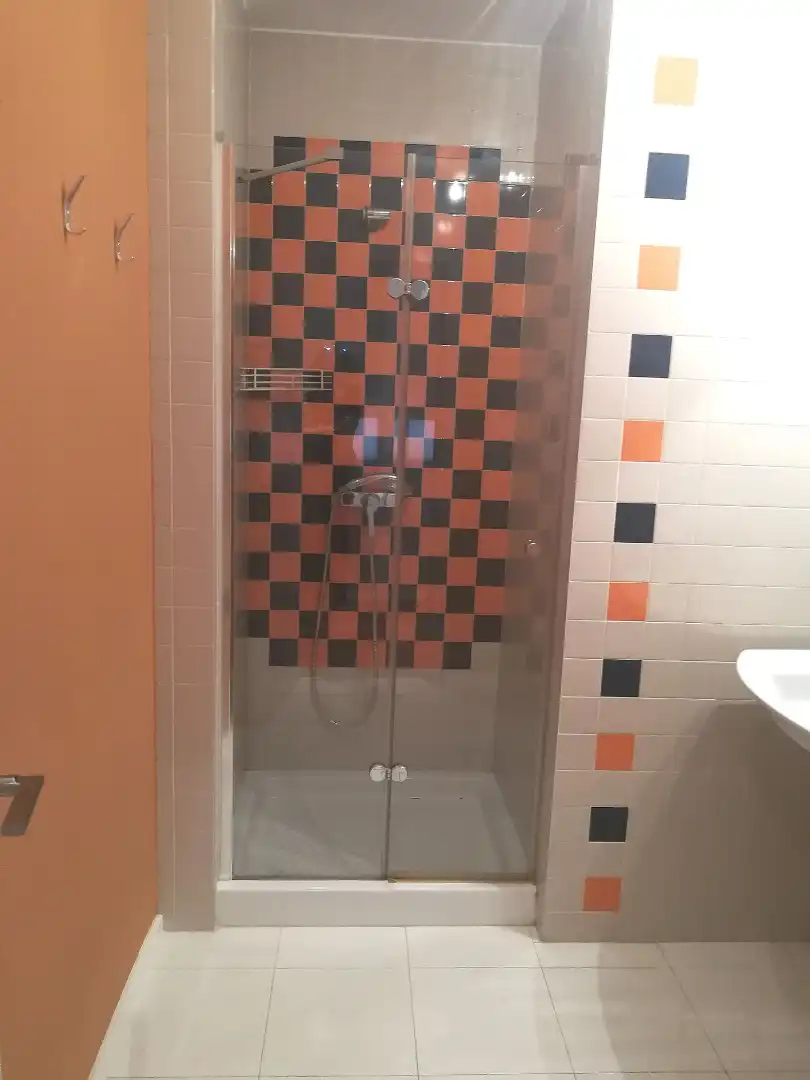 Badezimmer von Wohnung zur Miete in Murcia mit Klimaanlage, Parkett und Möbliert