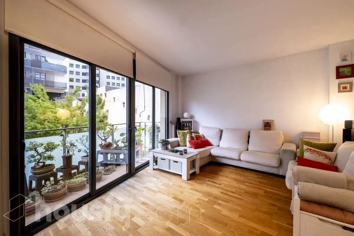 Vista exterior de Casa o chalet en venta en Barcelona con Aire acondicionado, Calefacción y Jardín privado