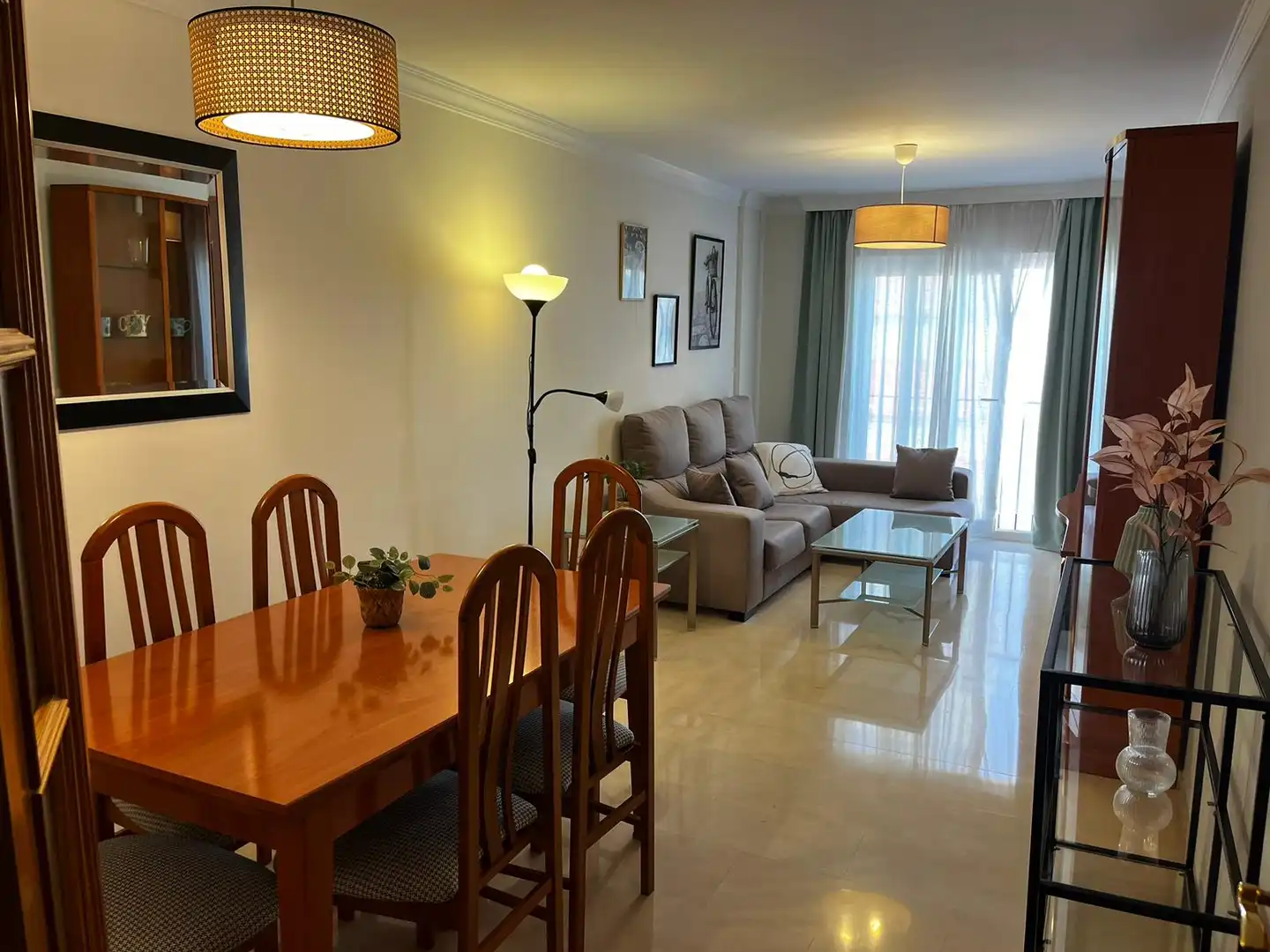 Comedor de Piso de alquiler en Málaga con Aire acondicionado, Calefacción y Amueblado