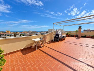 Attique avec ascenseur à vendre à Calafell