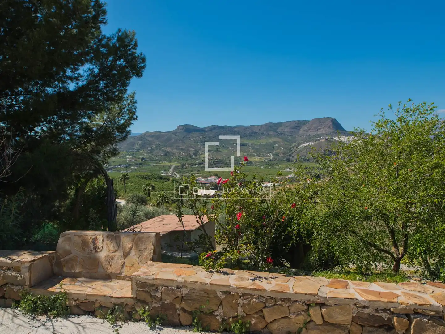 Vista exterior de Finca rústica en venda en Ardales amb Aire condicionat, Terrassa i Traster