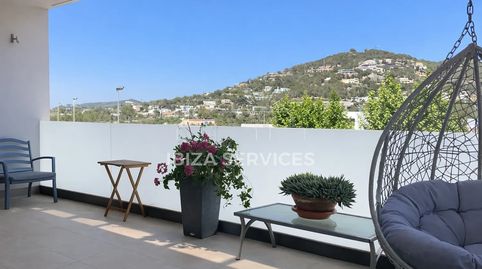 Villa Moderna cerca de Jesús con Piscina, Ascensor, Garaje y Vistas a la Montaña