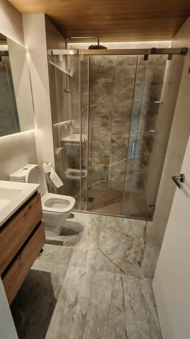 Bathroom of Apartments for rent in Córdoba  with Air Conditioner, Heating and Furnished