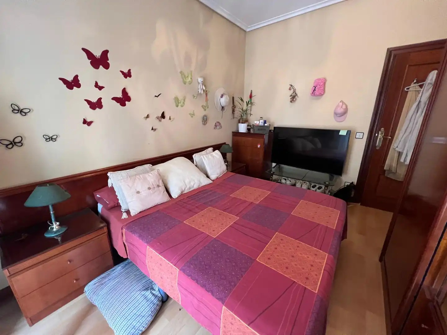Habitación de Piso en venta en  Logroño con Calefacción y Amueblado