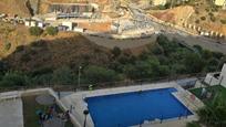 Schwimmbecken von Wohnungen zum verkauf in Fuengirola mit Terrasse