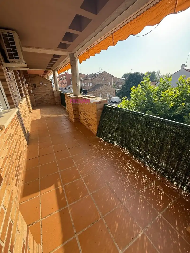 Terrassa de Pis en venda en San Agustín del Guadalix amb Aire condicionat, Calefacció i Parquet