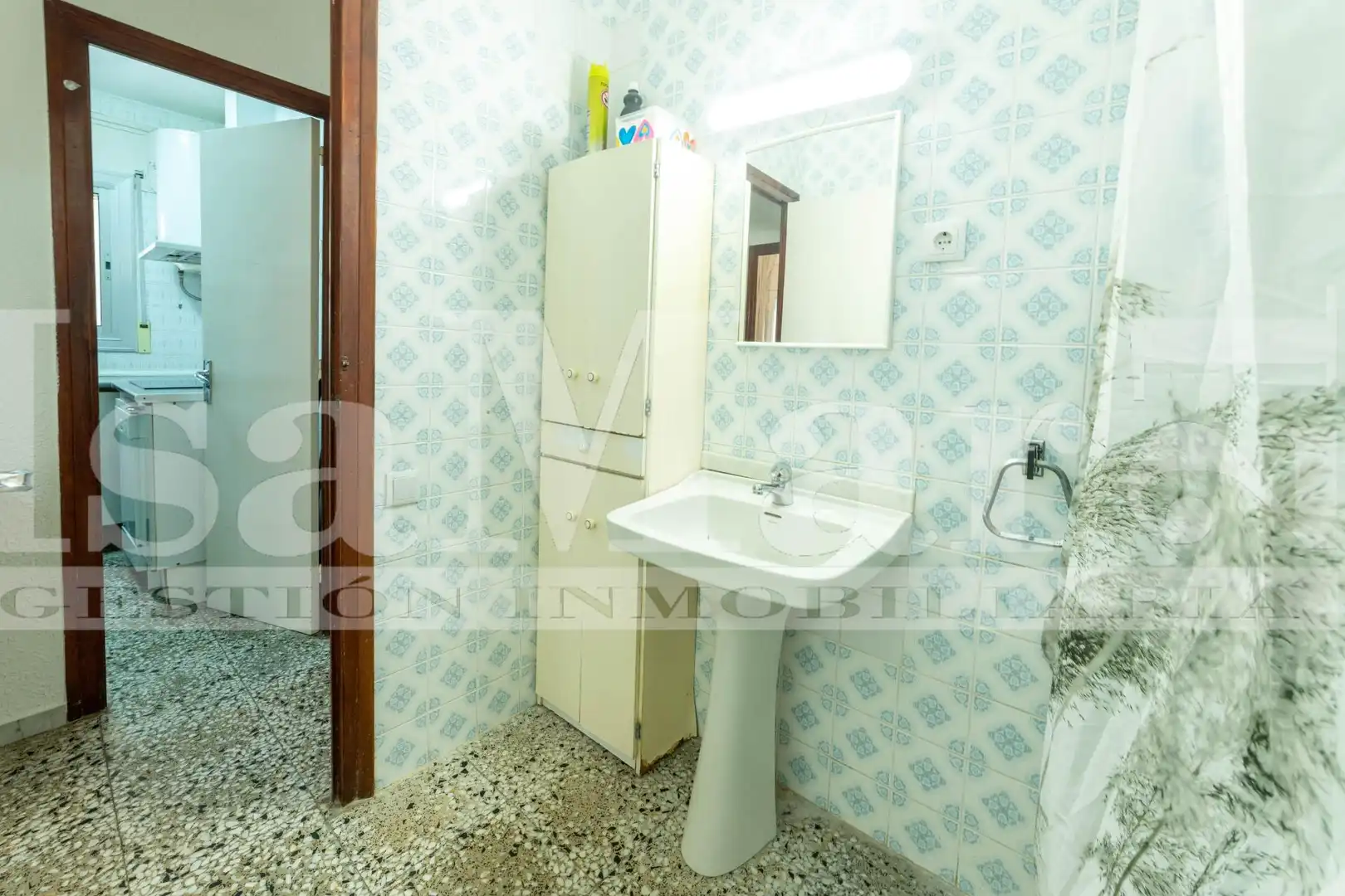 Baño de Piso en venta en Calafell con Terraza y Balcón