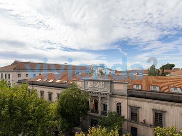 Wohnung mit Balkon zum Verkauf in Calle de Atocha