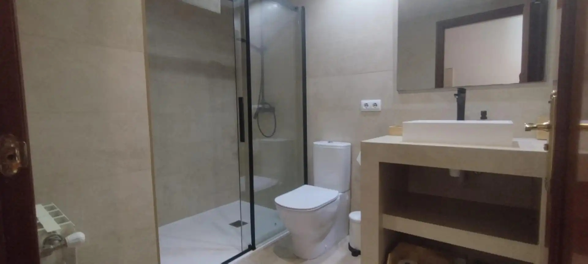 Bathroom of Apartments for rent in Badajoz  with Air Conditioner, Heating and Terrace