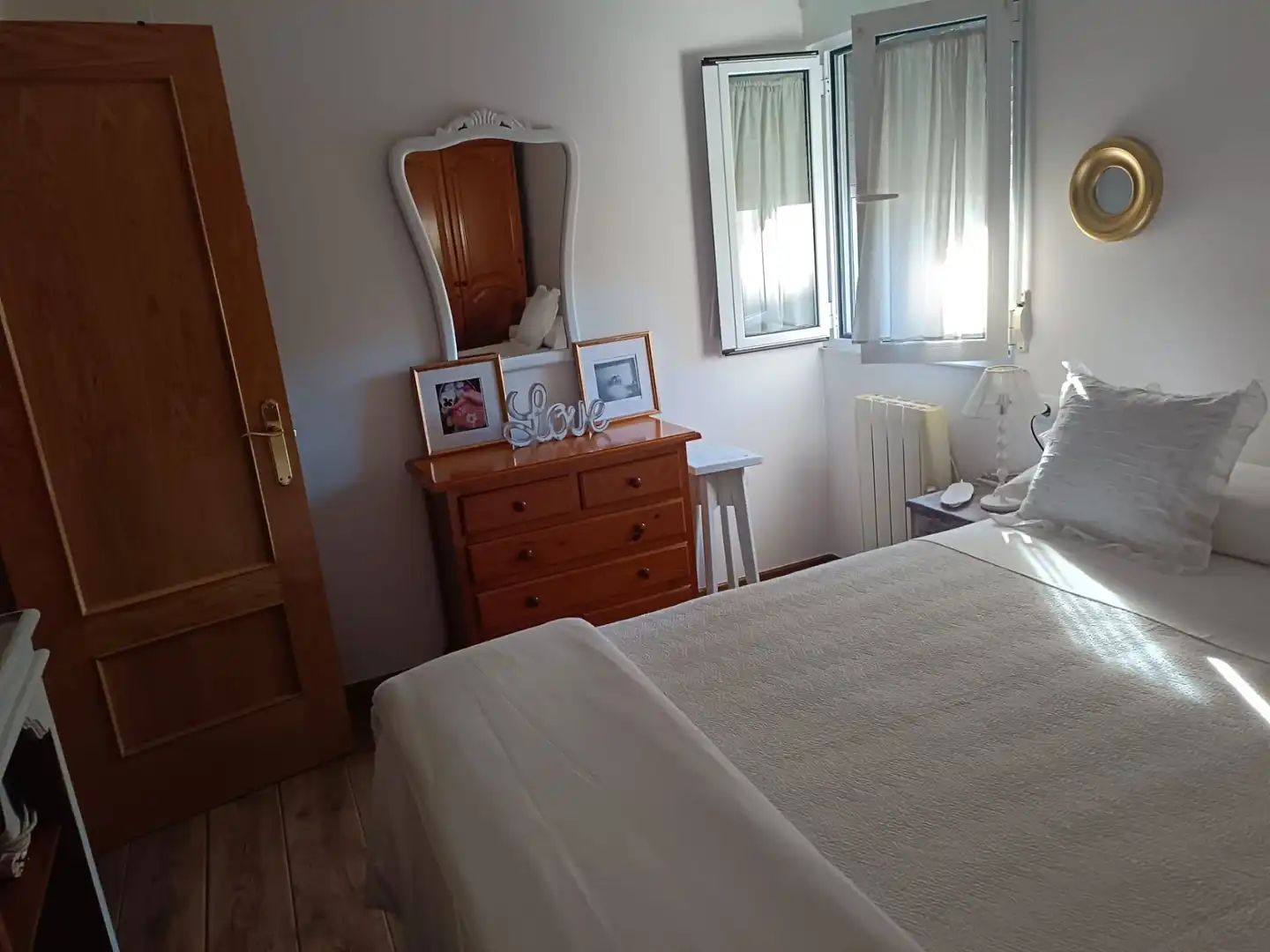 Bedroom of Flat for sale in Cacabelos  with Heating and Furnished