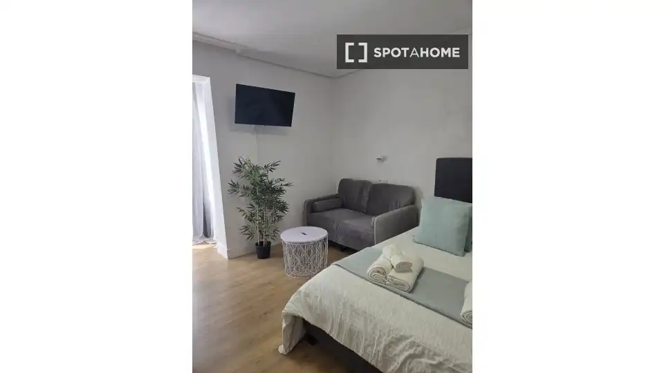 Bedroom of Apartments for share in Santander  with Air Conditioner, Heating and Terrace