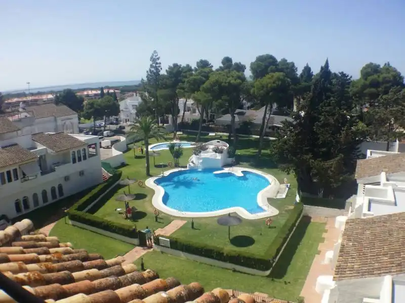 Appartement compact avec piscine à louer à Centro