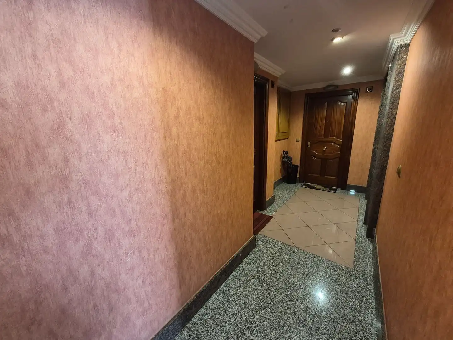 Piso de alquiler en Santiago de Compostela  con Parquet y Trastero
