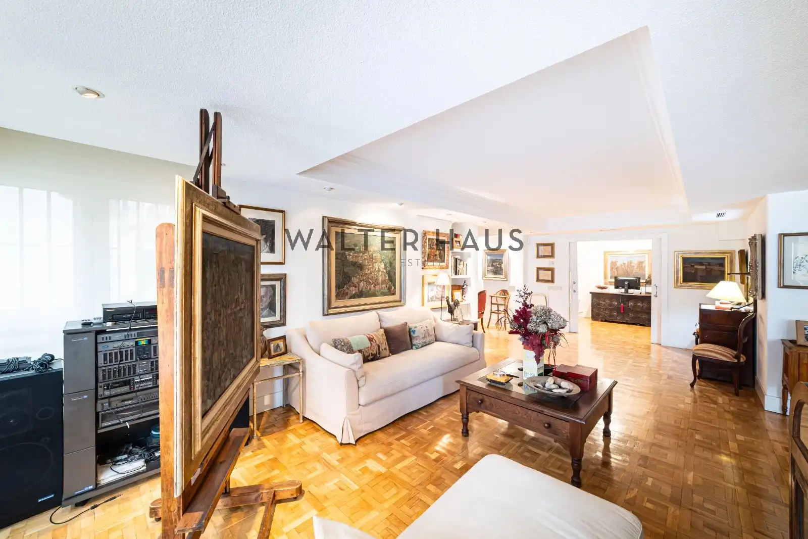Living room of Flat for sale in Madrid  with Air Conditioner, Heating and Terrace