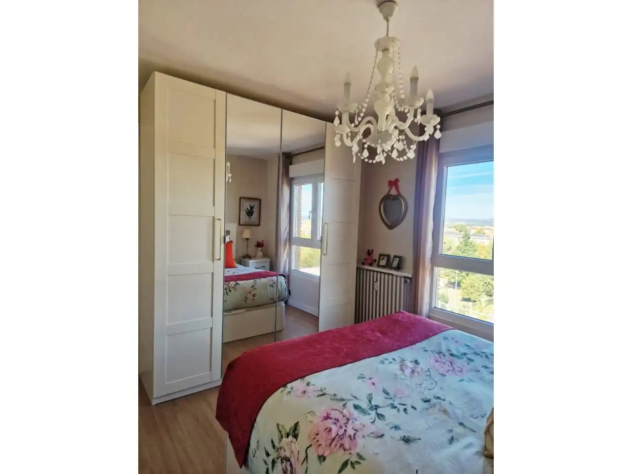 Schlafzimmer von Dachboden zum Verkauf in León Capital  mit Heizung, Parkett und Terrasse