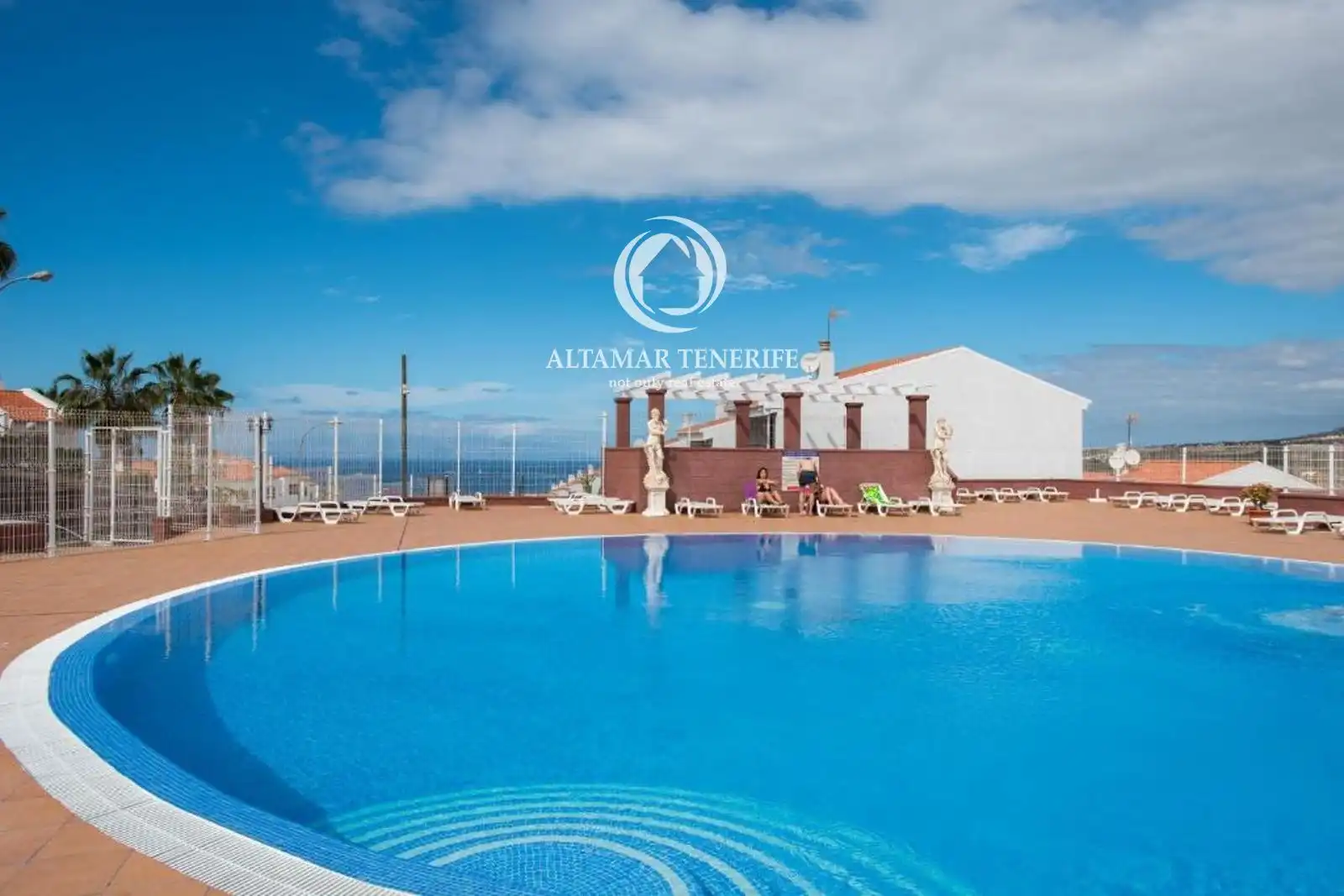 Piscina de Apartamento en venta en Adeje con Terraza, Piscina y Piscina comunitaria