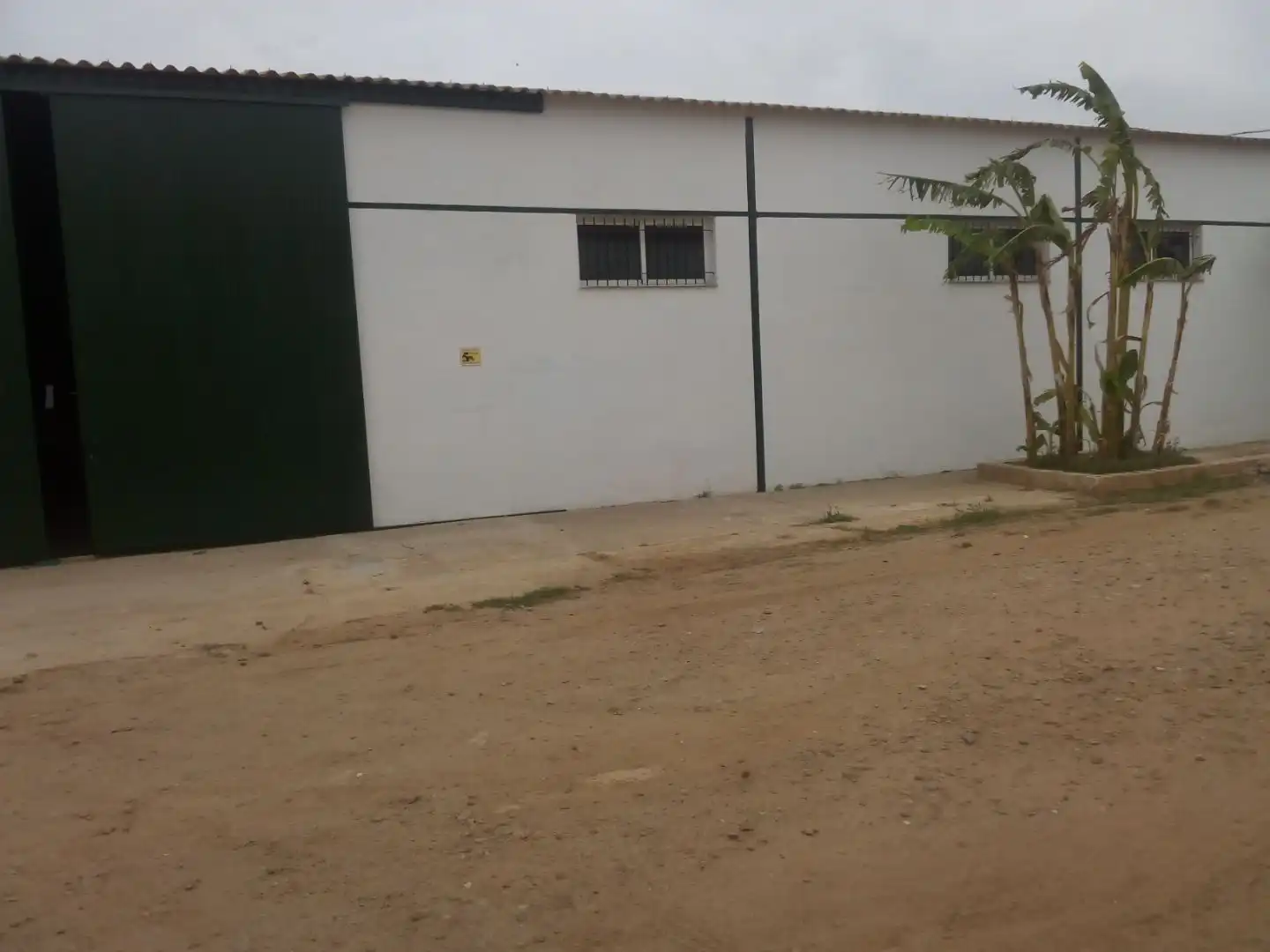 Vista exterior de Garatge de lloguer en Pedanías de Badajoz