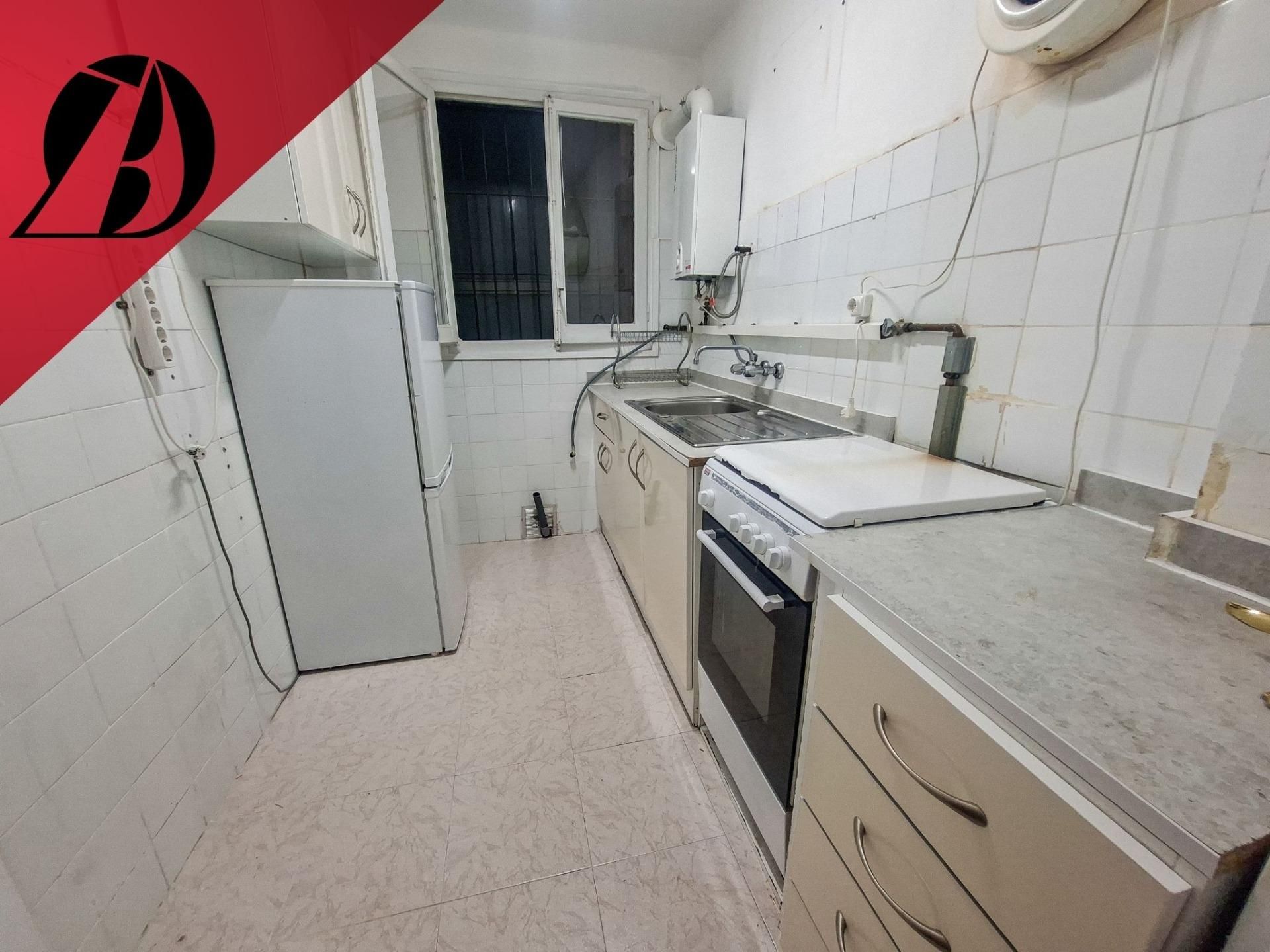 Kitchen of Flat for sale in Reus