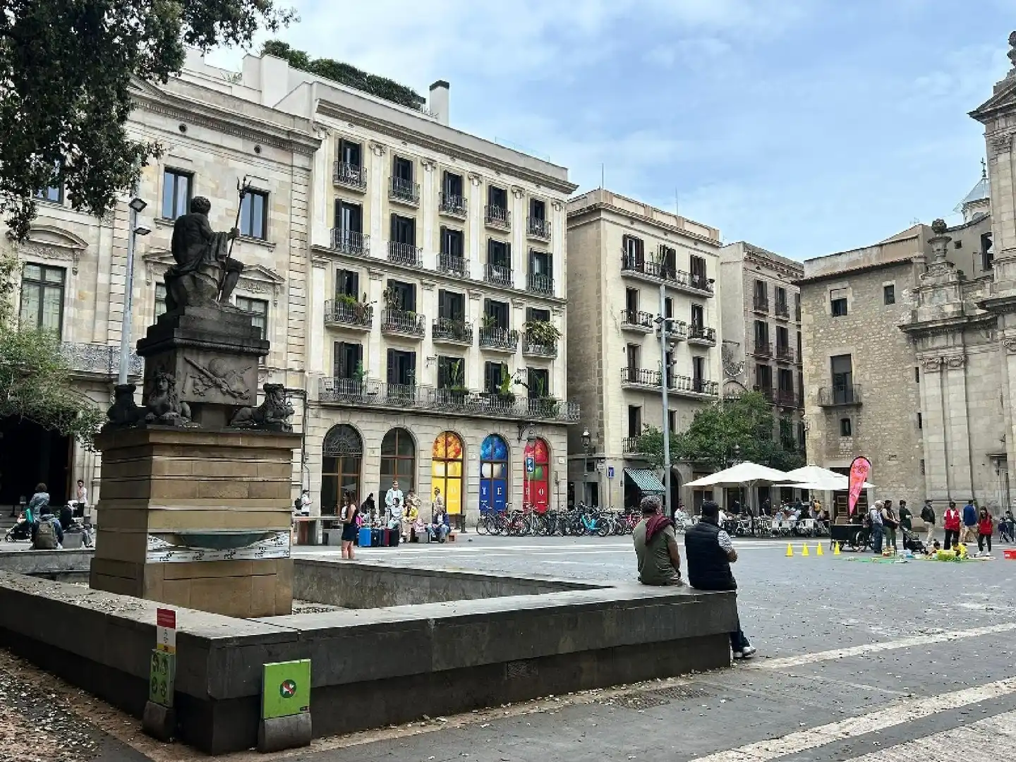 Außenansicht von Wohnung zum Verkauf in Barcelona