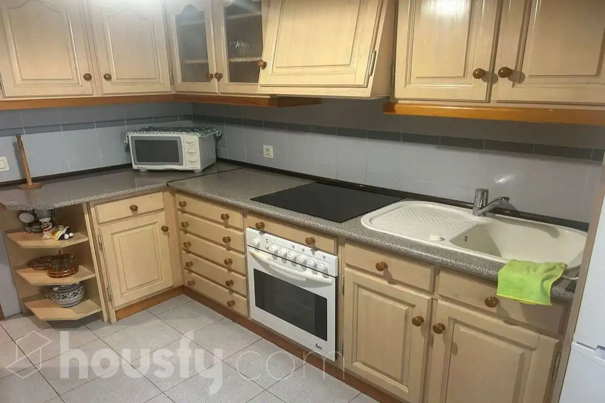 Flat for rent in Calle Río Estenilla, Santa María de Benquerencia