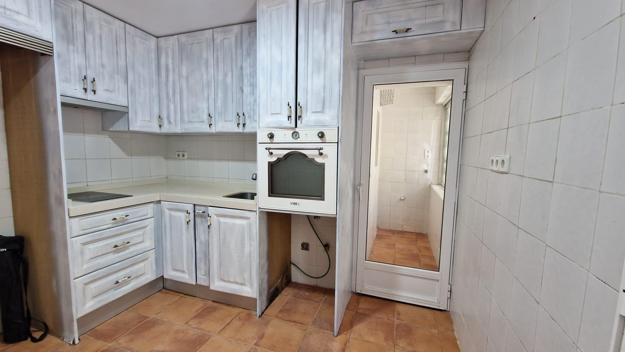 Kitchen of Flat for sale in  Madrid Capital  with Air Conditioner and Terrace