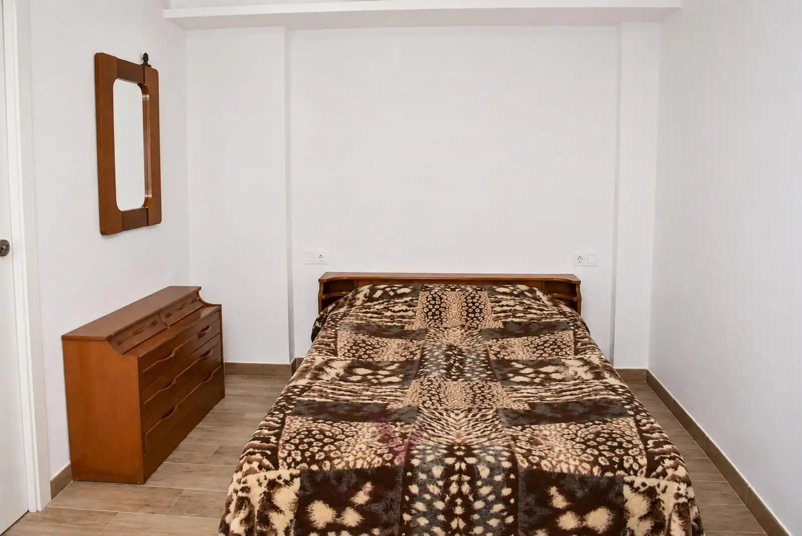 Bedroom of Flat for sale in Cabrerizos  with Heating, Furnished and Oven