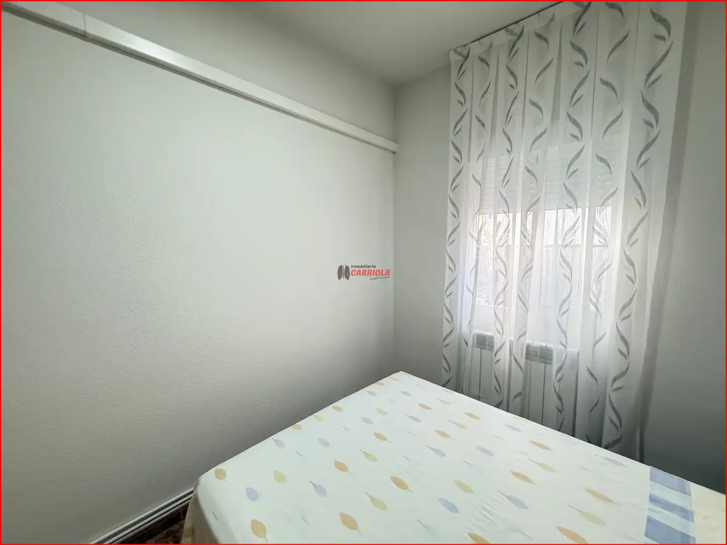 Habitación de Casa adosada en venta en El Casar de Escalona con Aire acondicionado, Calefacción y Trastero