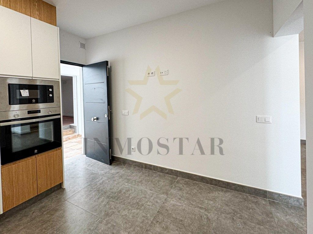 Pis en venda a Buzanada