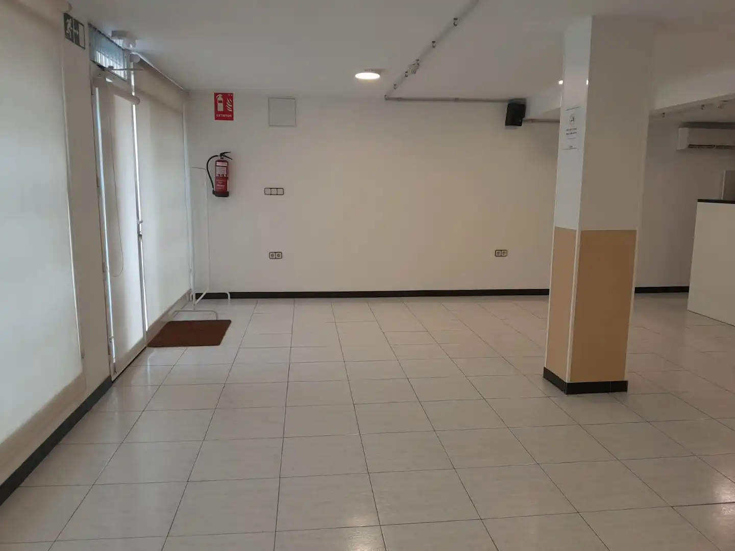 Local comercial en venta en Montcada Centre - La Ribera, imagen 2