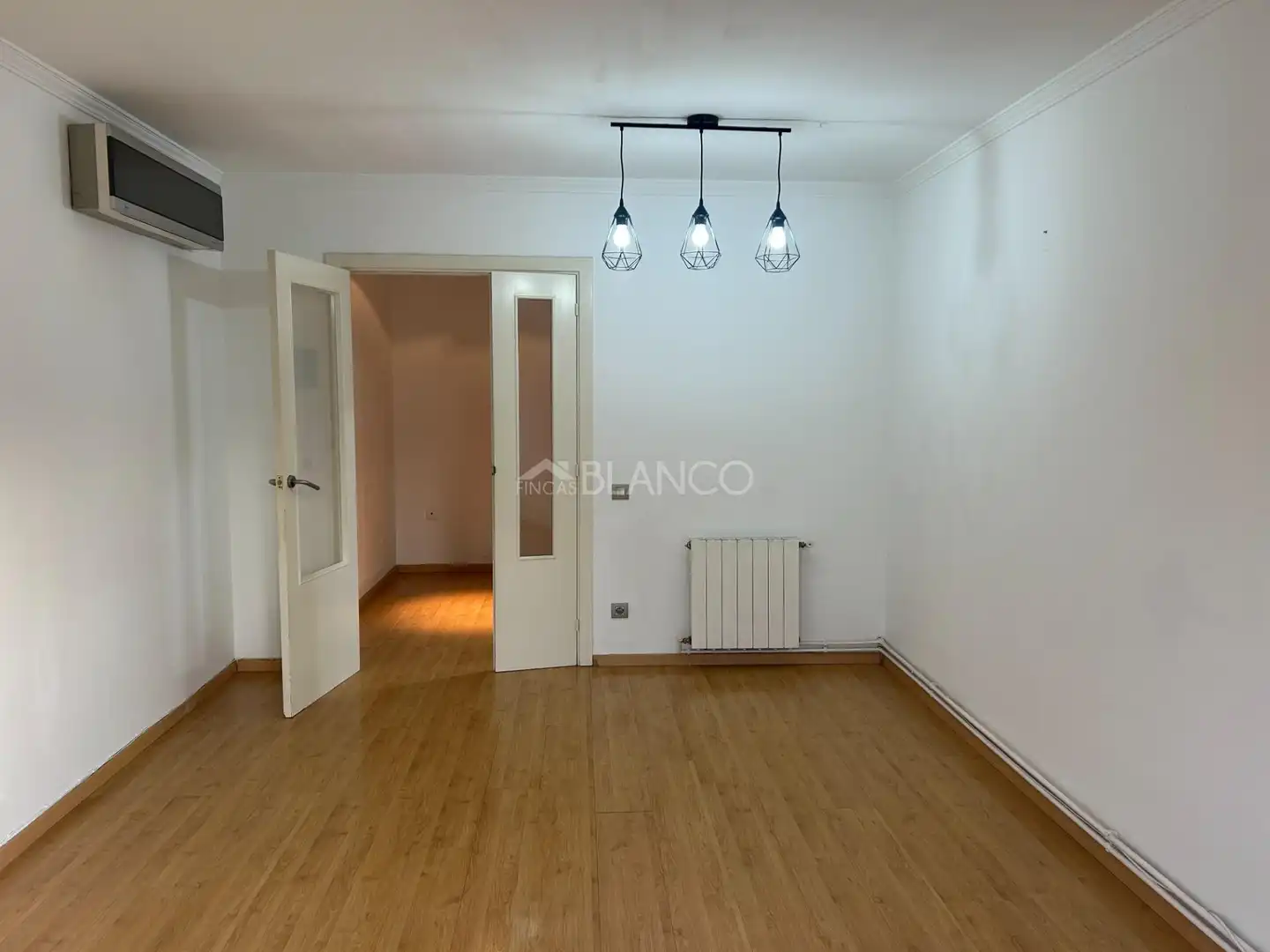Appartement avec terrasse à vendre à Sant Andreu de la Barca, imagen 4